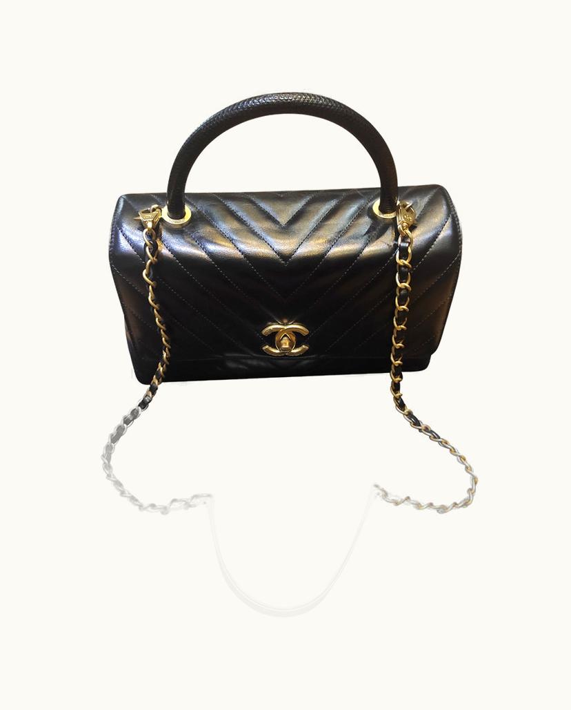 Chanel Chanel Coco Handel Shoulder Bag Black
