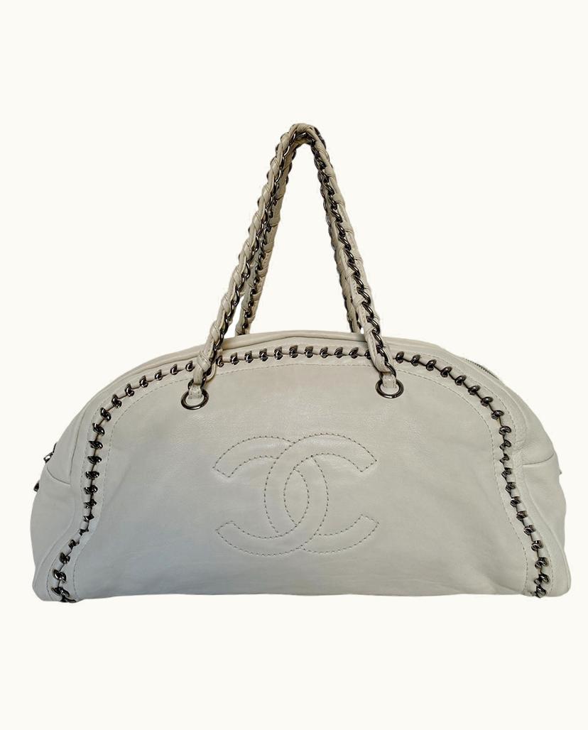 Chanel Chanel Classic Shoulder Bag Leather In Cream White