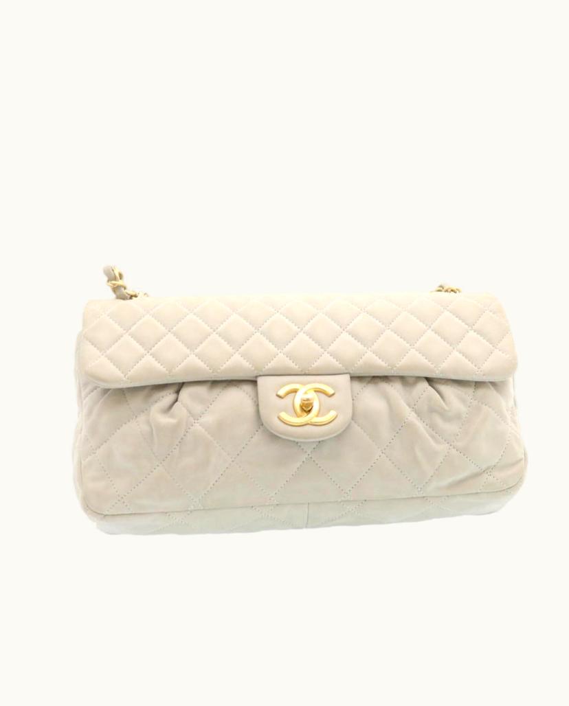 Chanel Chanel Sac à Rabat Handbag White Leather