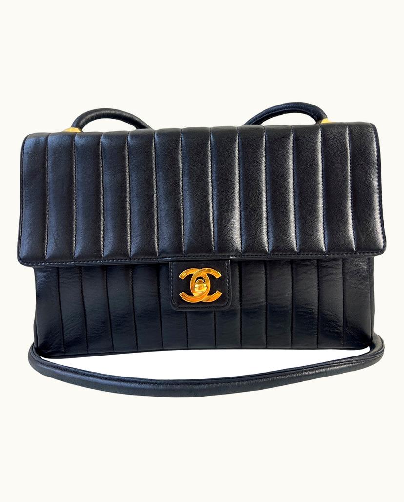 Chanel Chanel Classic Flap Bag Medium Black Gold Hardware