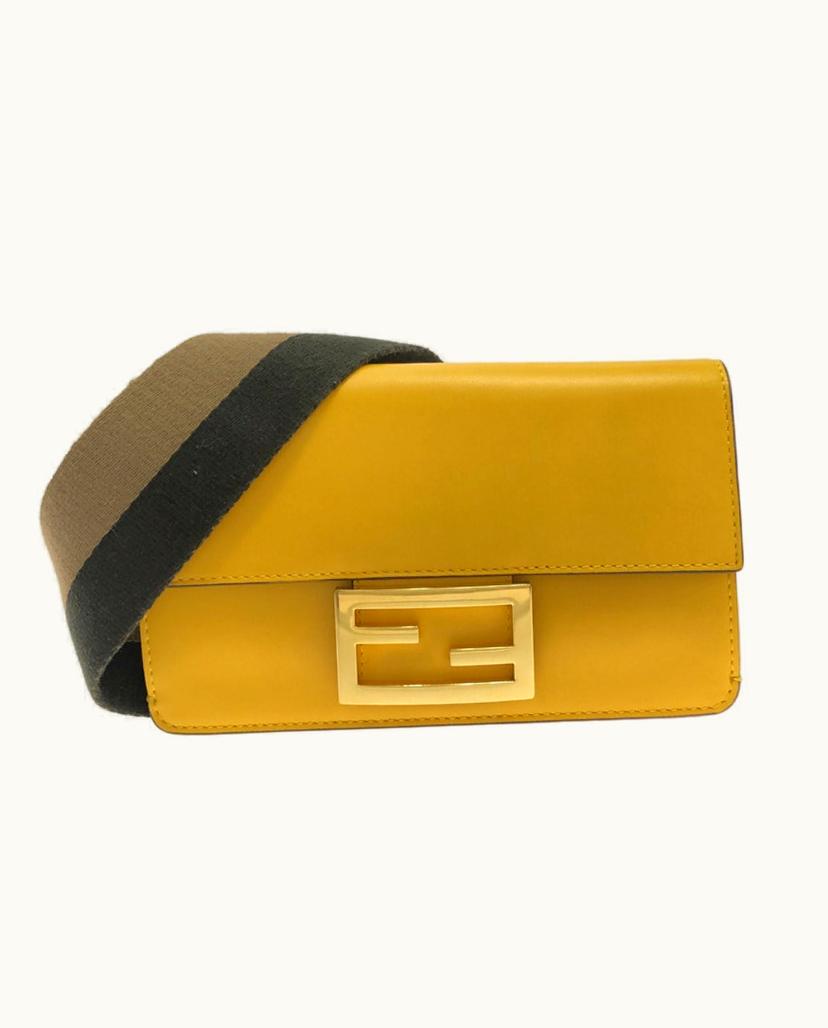 Fendi Fendi Women's Baguette Bag Leather In Yellow