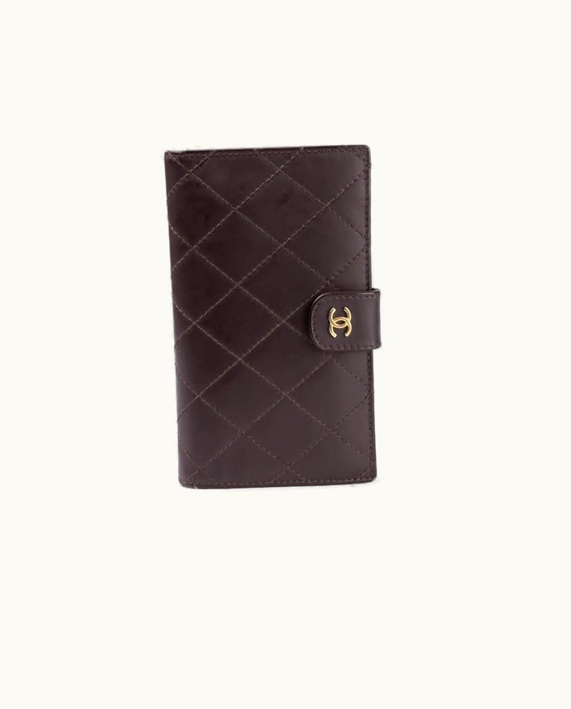 Chanel Chanel Classic Bi-fold Wallet Leather in Brown