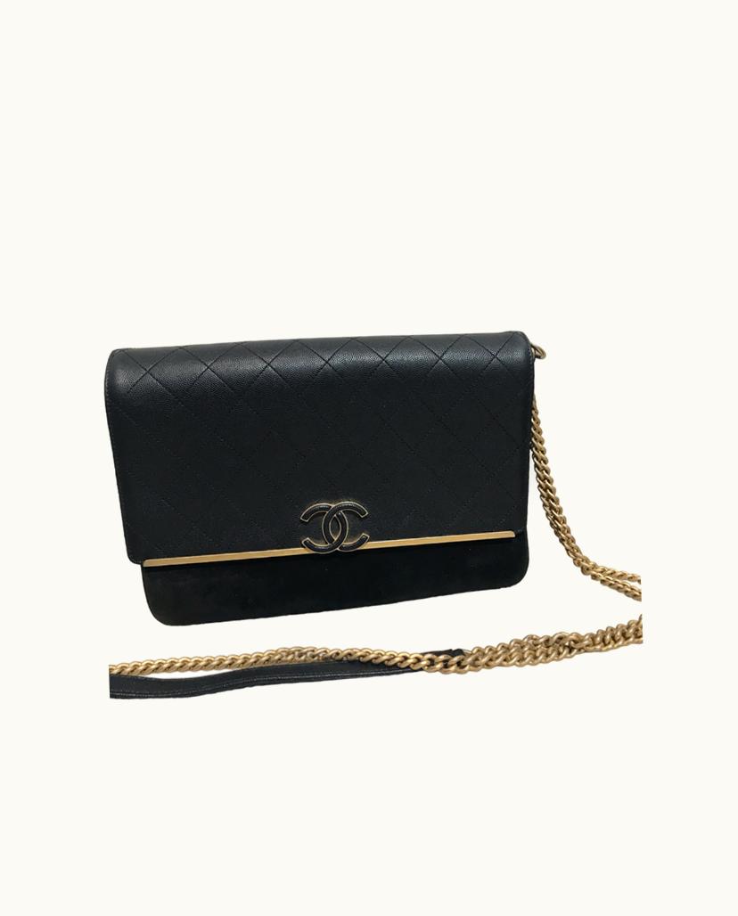 Chanel Chanel Classic Flap Bag Leather and Suede in Black