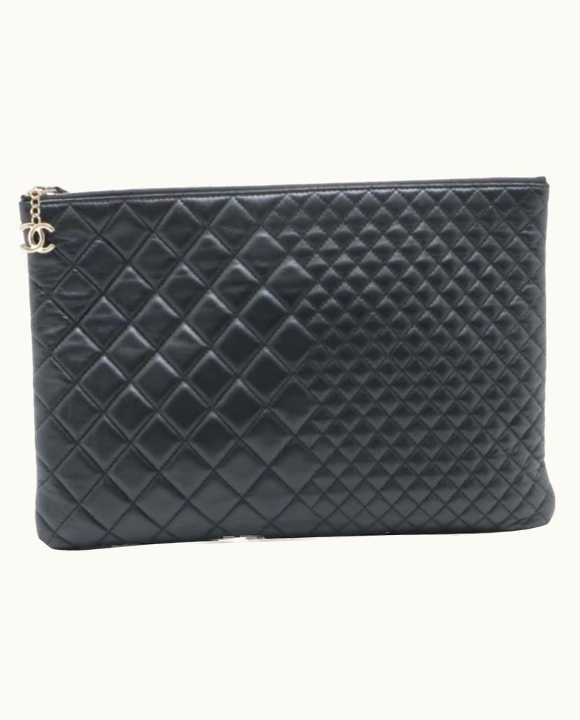 Chanel Chanel Classic Women's Clutch Bag in Black Leather