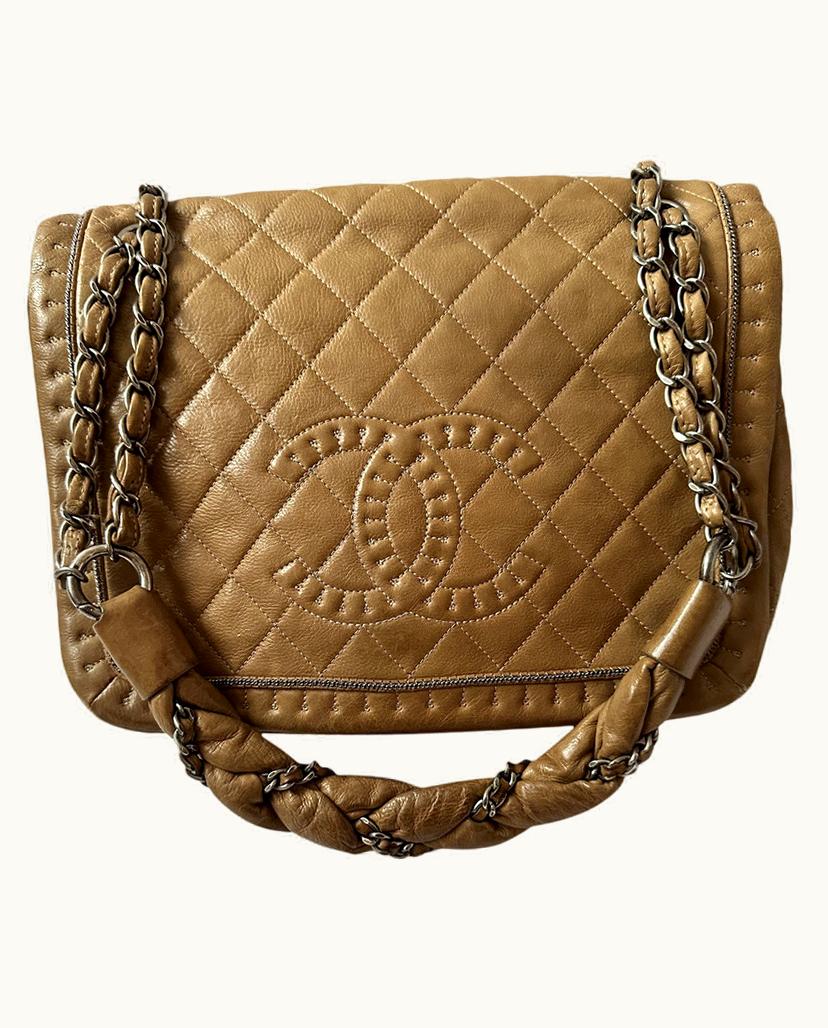 Chanel Chanel Classic Flap Handbag Leather Caramel Beige
