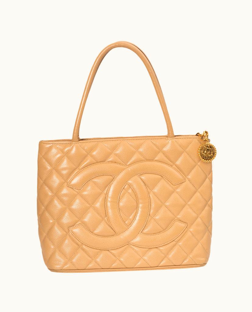 Chanel Chanel Medaillon Leather Shoulder Bag in Beige