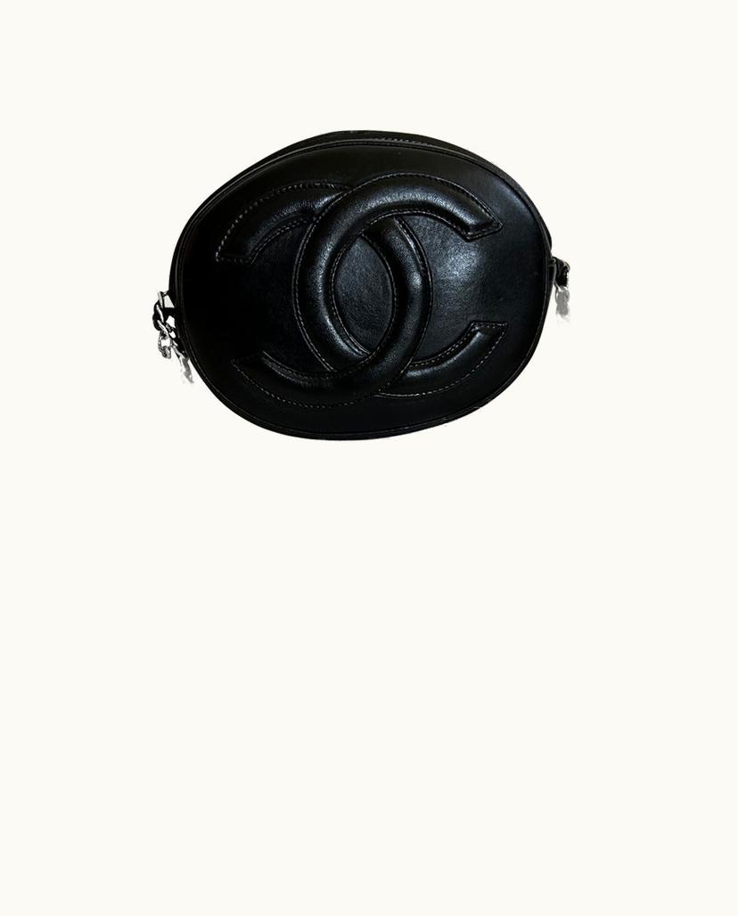 Chanel Chanel CC Oval Vintage Shoulder Bag Black