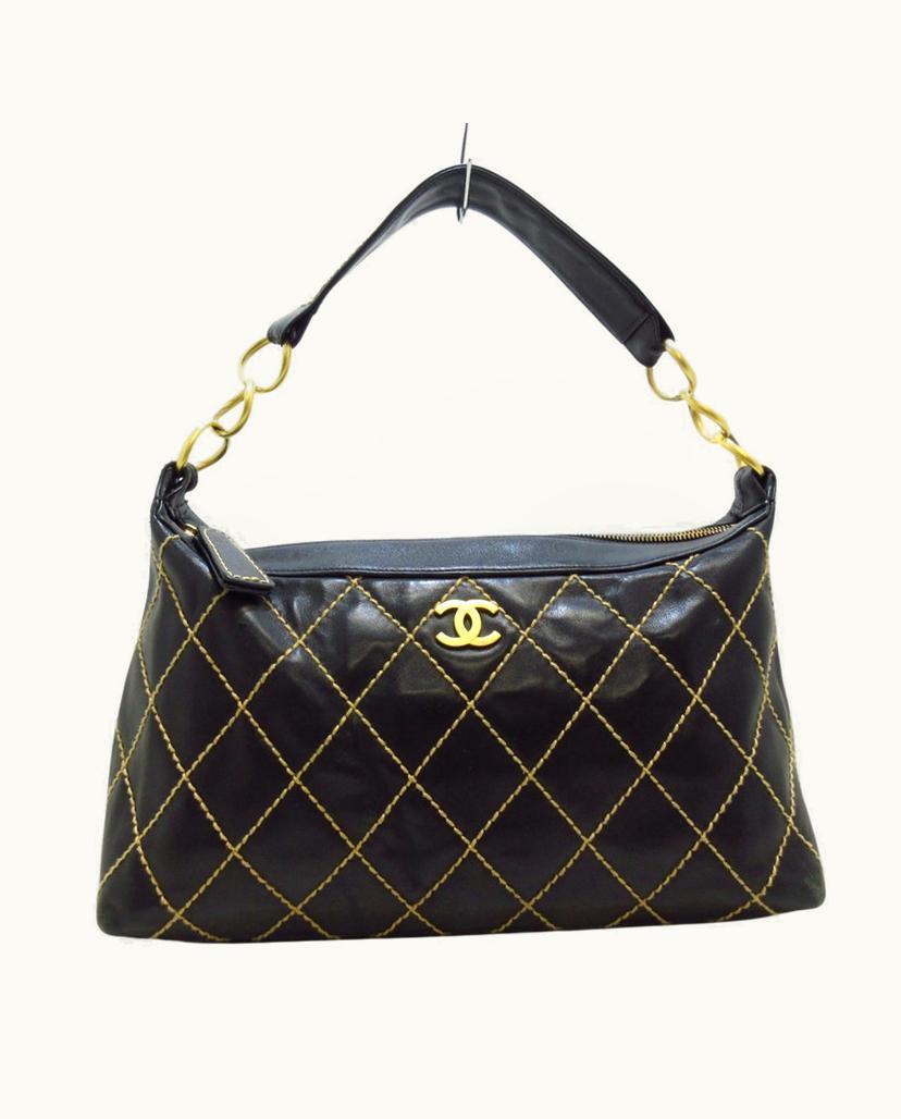 Chanel Chanel Wild Stitch Leather Handbag in Black