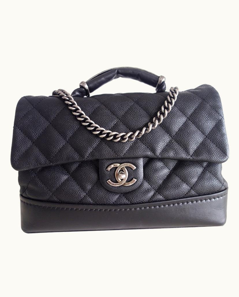 Chanel Chanel Classic Large Bag Crossbody Caviar Leather in Black