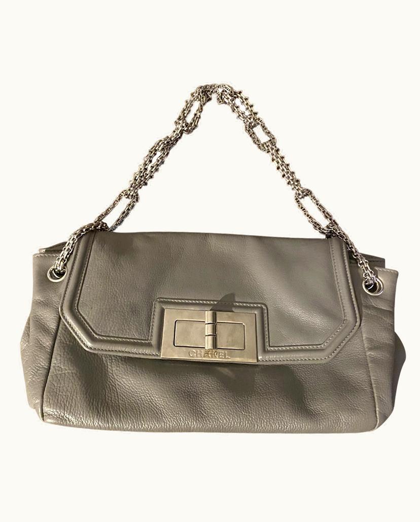 Chanel Chanel 2.55 Leather Women's Shoulder Bag in Grey