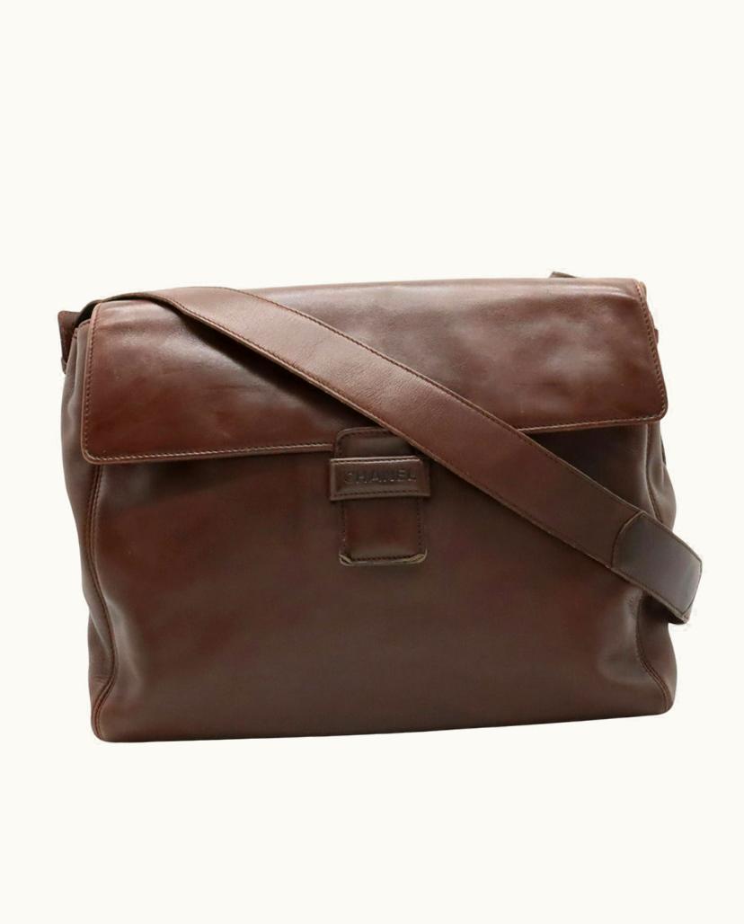 Chanel Chanel Classic Shoulder Bag Leather in Dark Brown