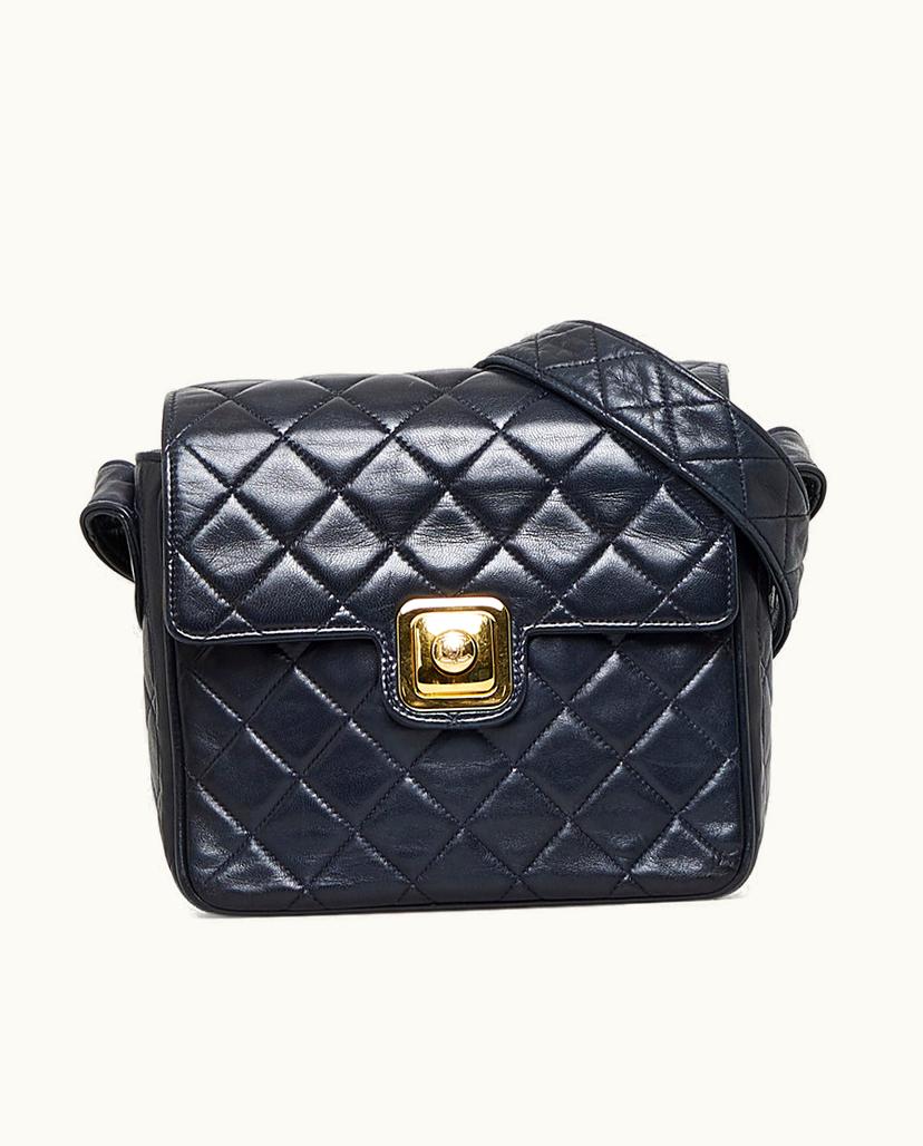 Chanel Chanel Classic Quilted Shoulder Bag Lambskin Leather Crossbody Black