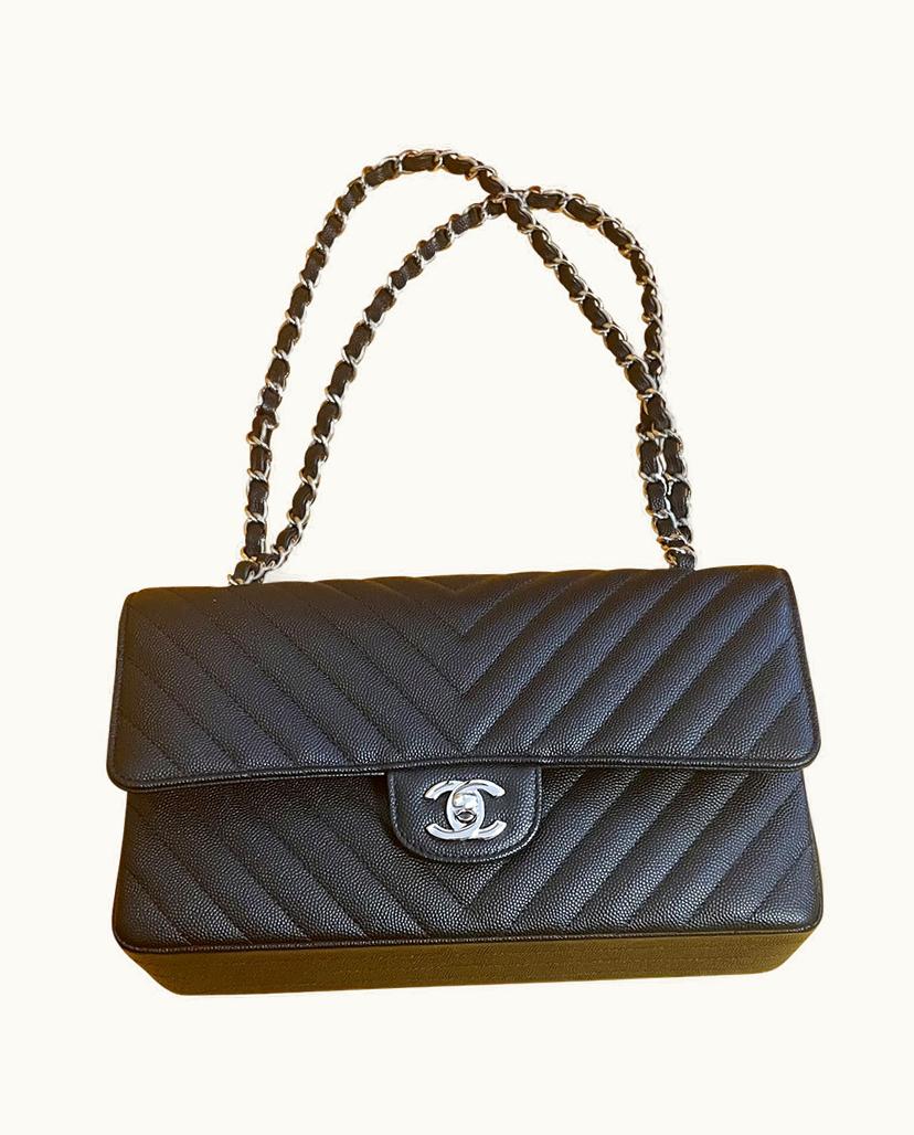 Chanel Chanel Chevron Medium Flap Bag Caviar Grained Leather in Black