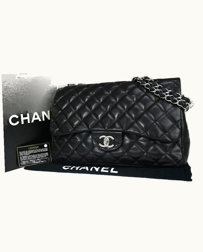 Chanel CHANEL Matelassé 30 Shoulder Bag Second-Hand Black Leather