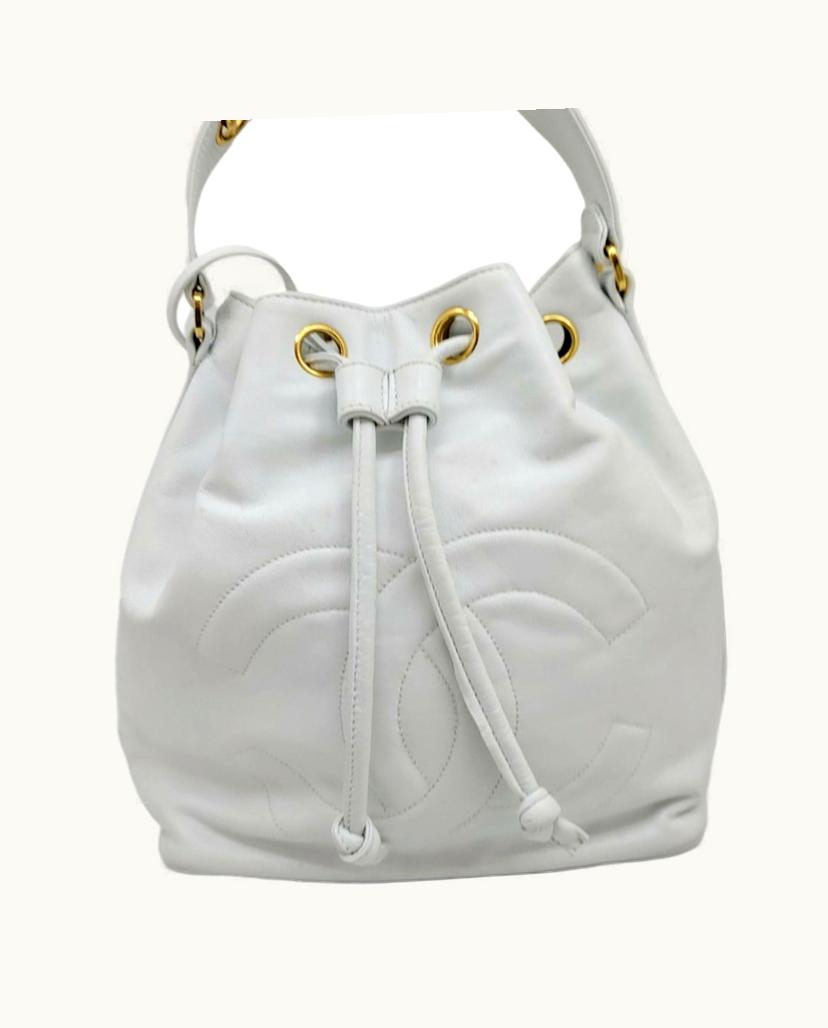 Chanel Chanel Classic Shoulder Bag Leather White