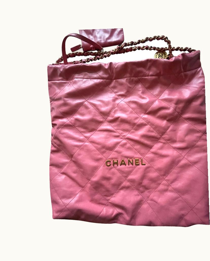 Chanel Chanel CC Bubble Gum Pink Lambskin Quilted Handbag