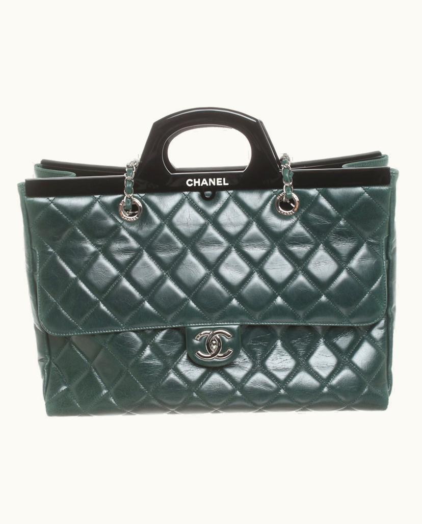 Chanel Chanel Women's Handbag Leather In Green