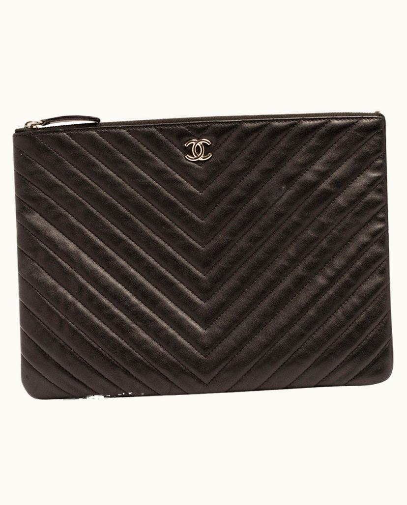 Chanel Chanel Side Stud Chevron O Case Leather Clutch Bag Black