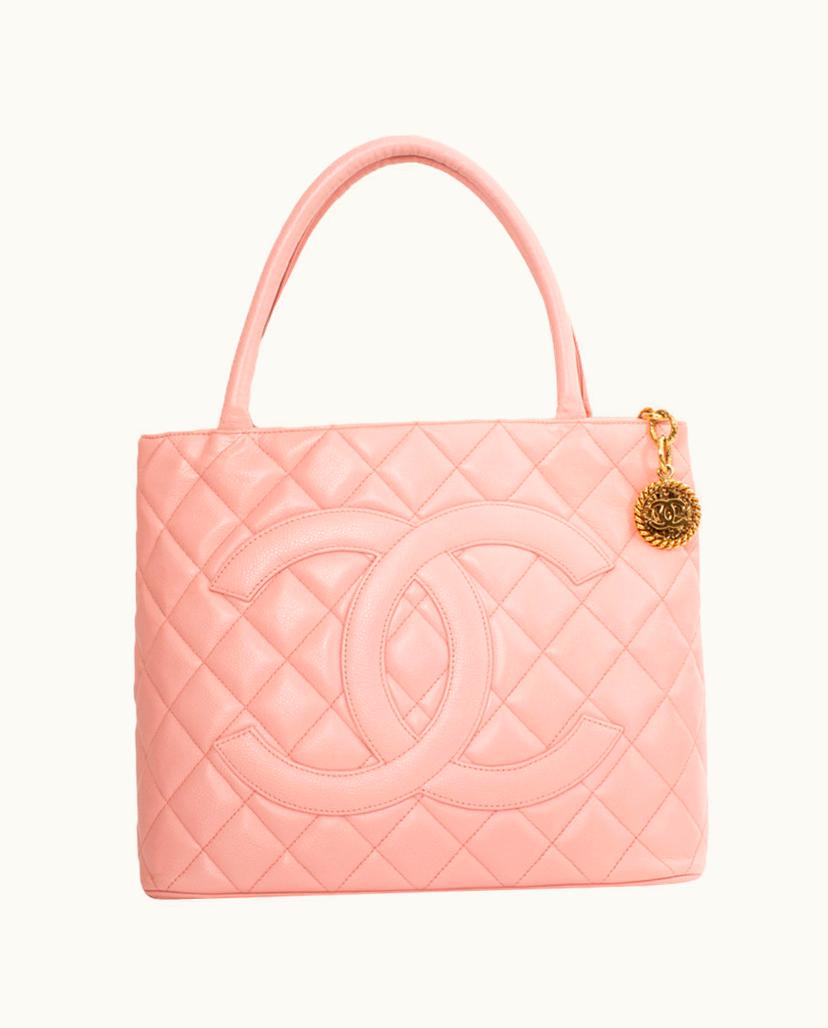Chanel Chanel Medaillon Shoulder Bag Pink Leather