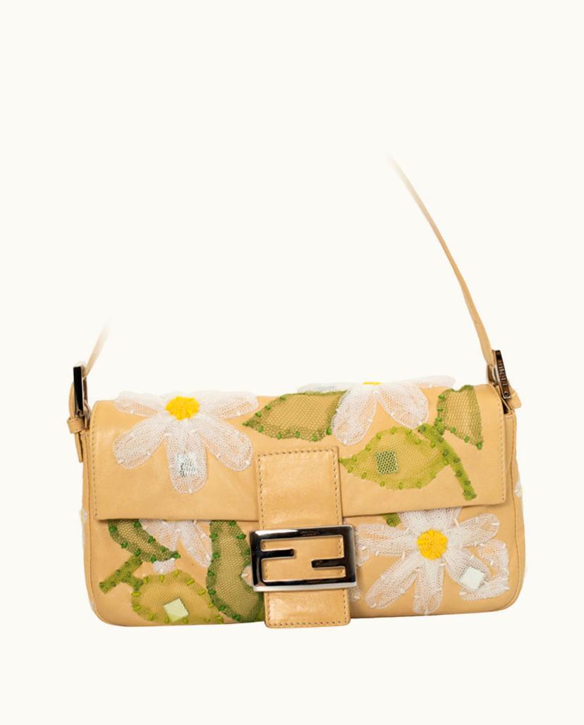 Fendi Fendi Women's Mamma Baguette Leather In Beige