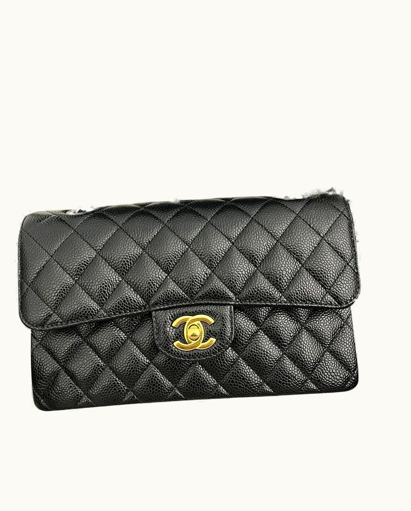 Chanel Chanel A01113 Y01864 C3906 Timeless Classic Shoulder Bag Black