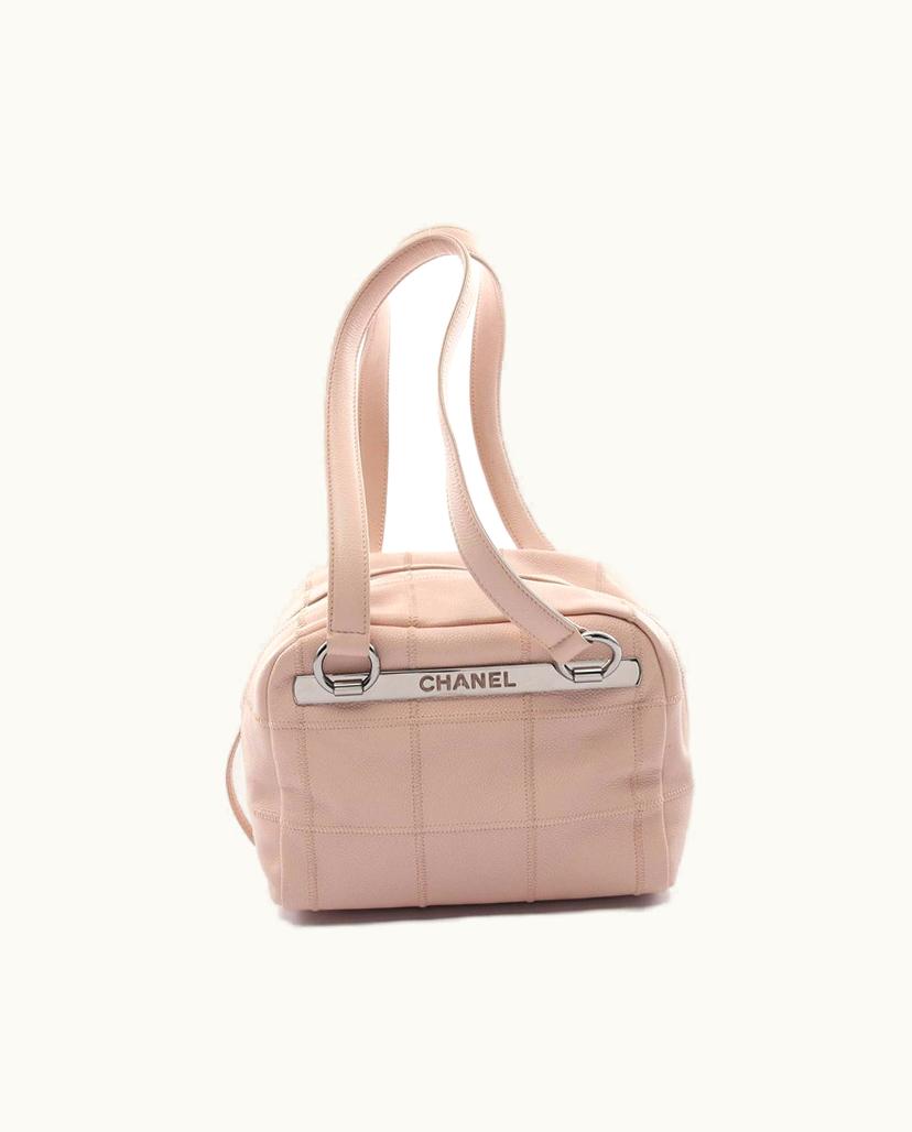 Chanel Chanel CHA-026469 Shoulder Bag Grade B in Pink