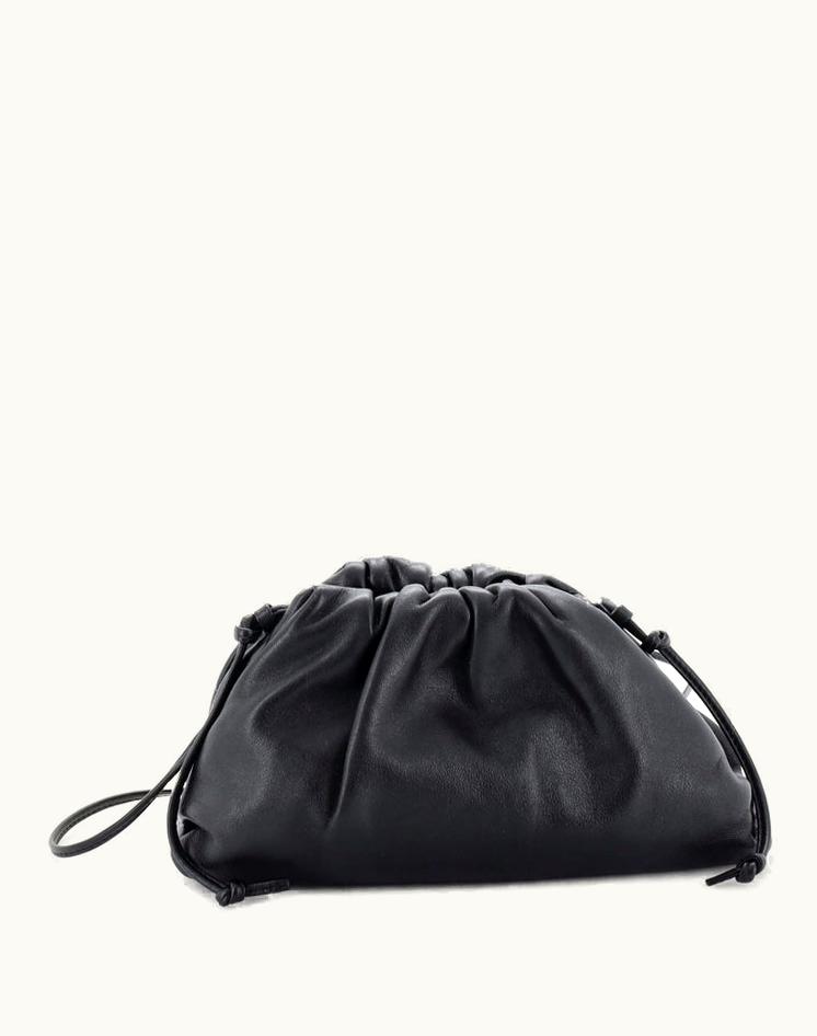 Bottega Veneta Bottega Veneta The Pouch Leather Mini Black Silver