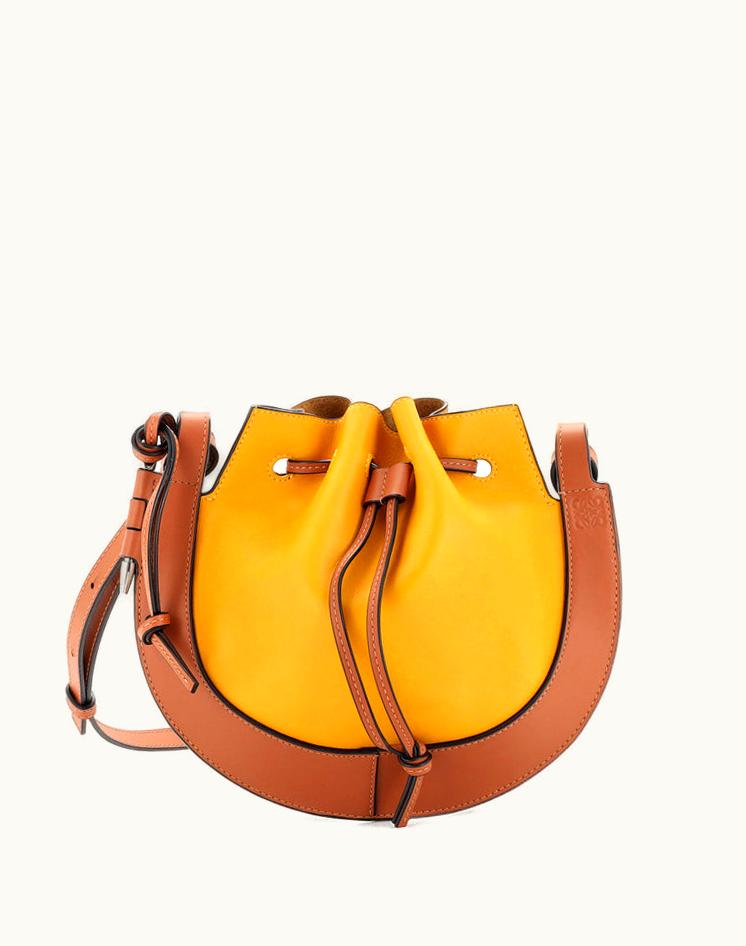 Loewe Loewe Horseshoe Crossbody Bag Leather Small