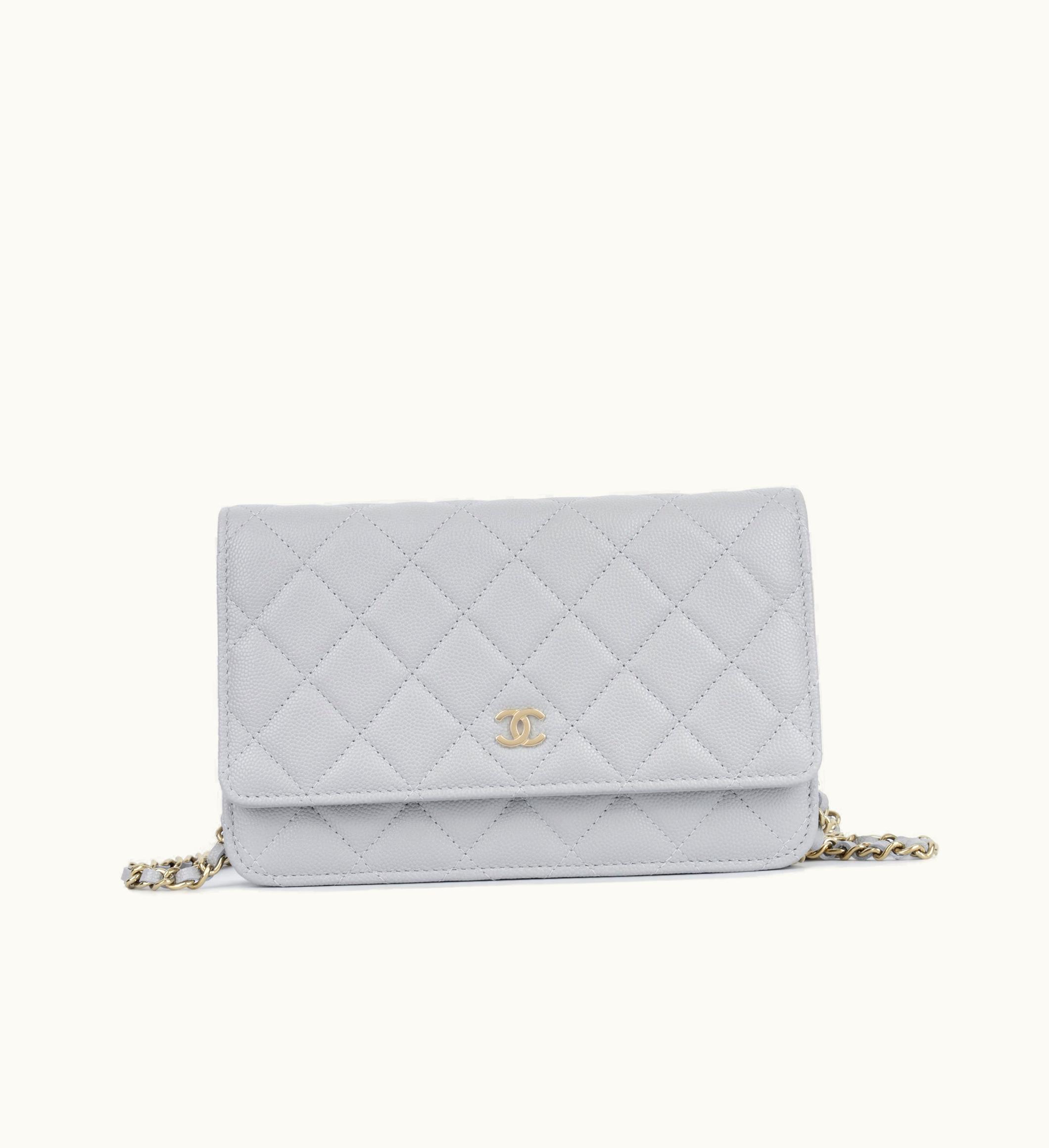Chanel Chanel Classic Wallet On Chain