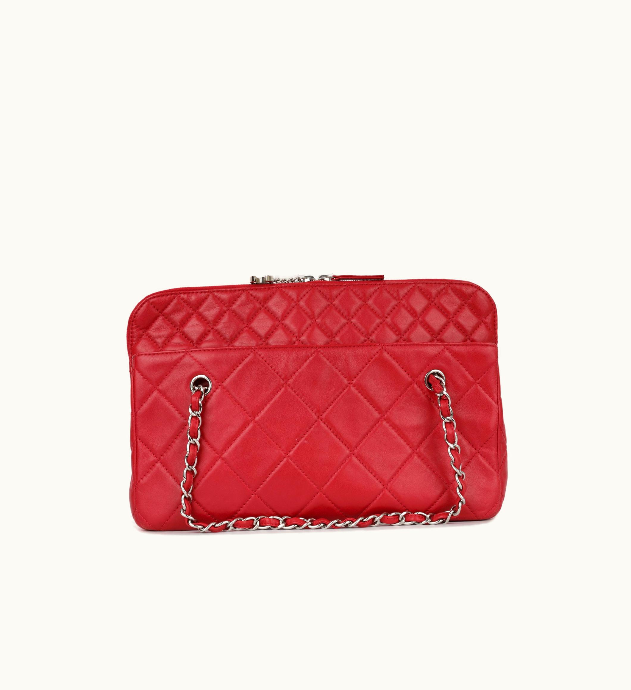 Chanel Chanel Zip Messenger - Red Lambskin