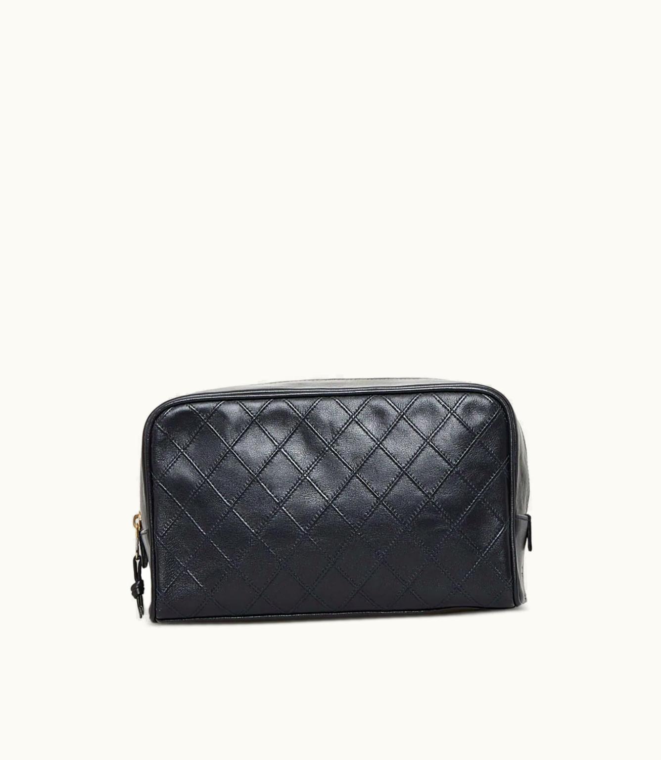 Chanel Chanel 1989–1991 Diamond-Quilted Zipped Clutch