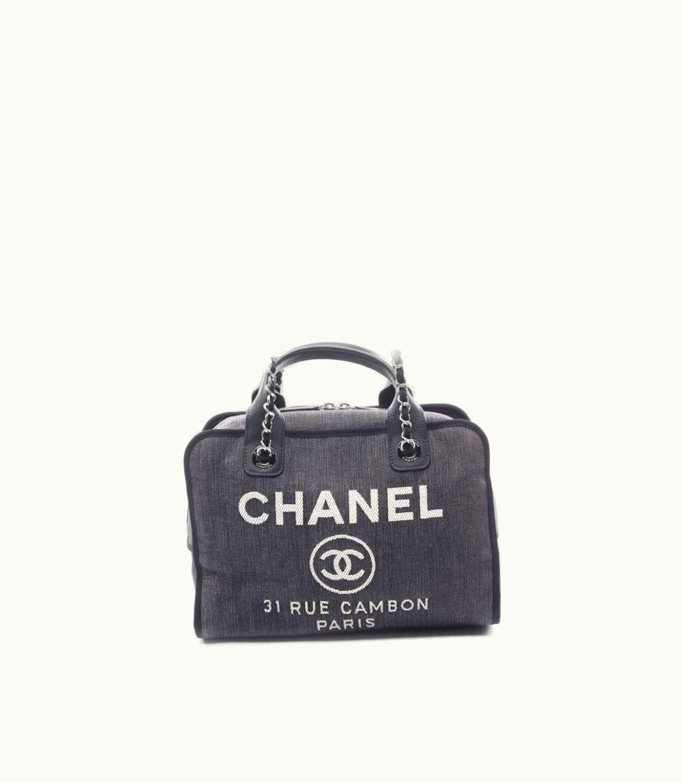 Chanel Chanel 2015-2016 Deauville Shoulder Bag