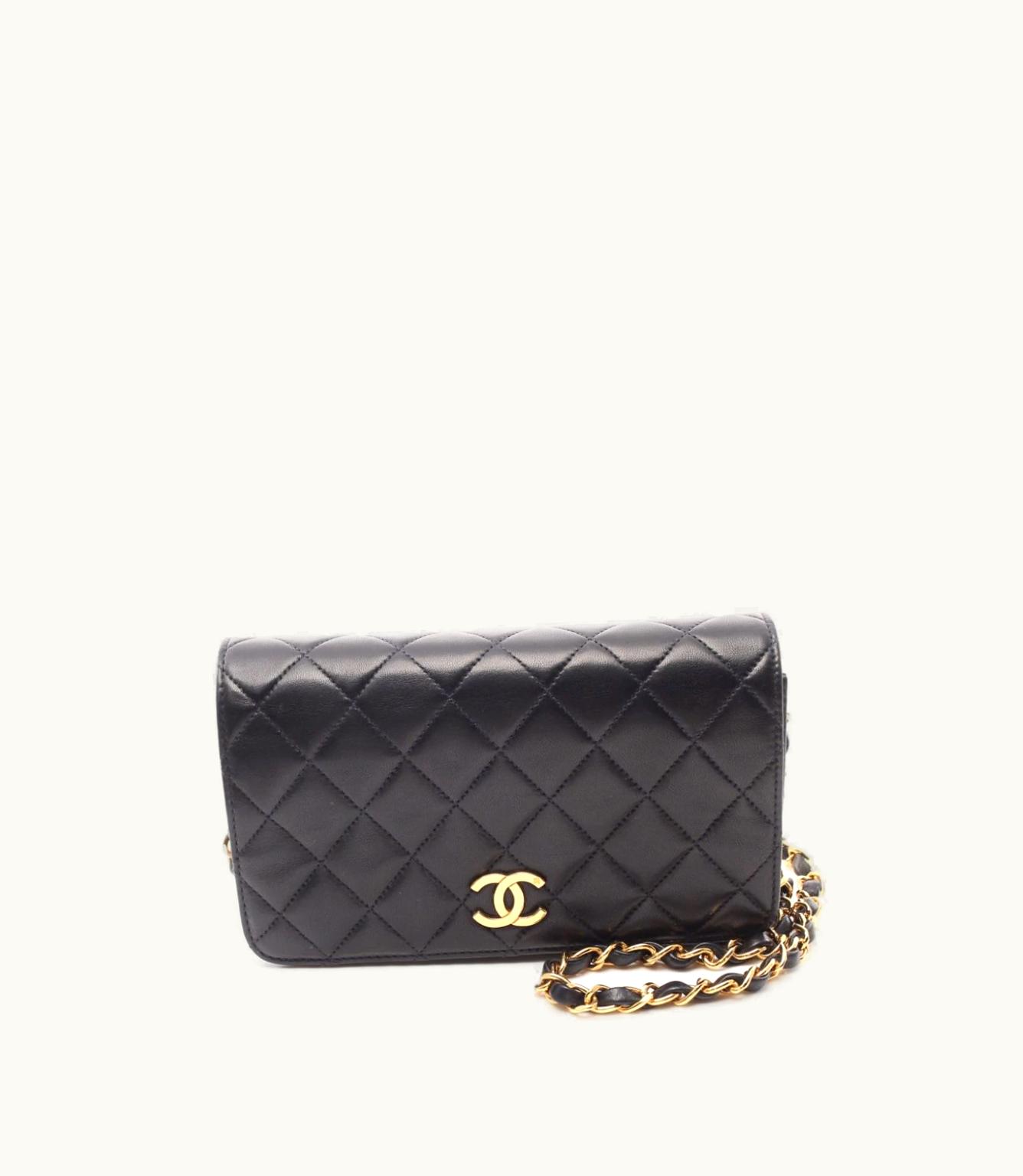 Chanel Chanel 1997-1999 Diamond-Quilted Shoulder Bag