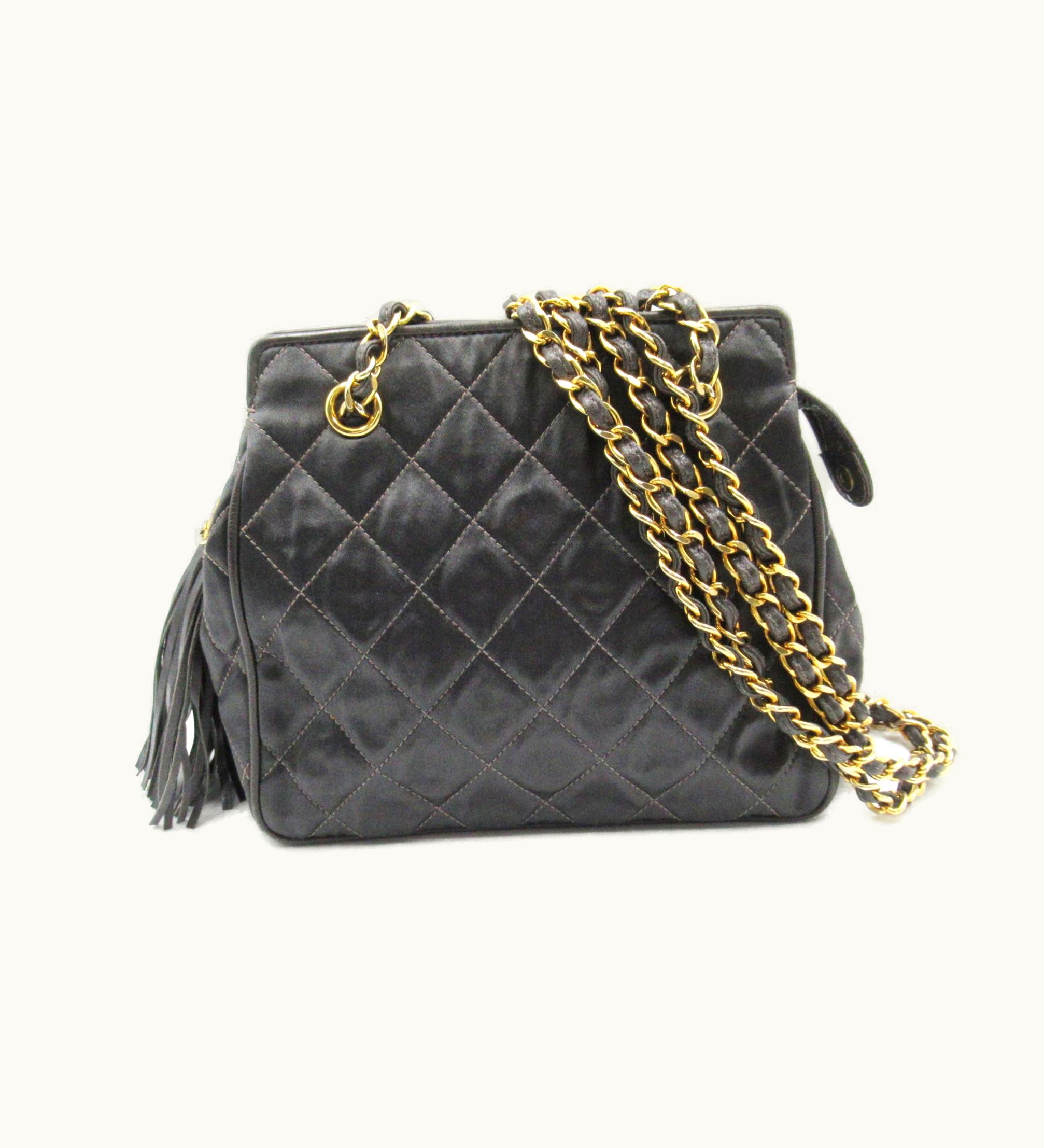 Chanel Chanel Chainshoulder Gray Satin