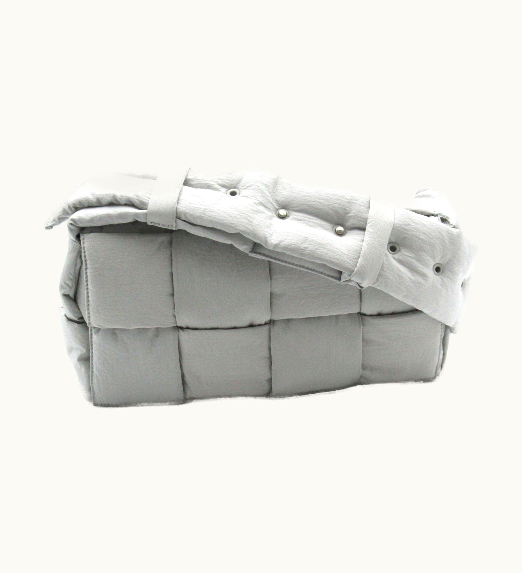 Bottega Veneta Bottega Veneta Shoulder Bag Gray Nylon 628951Vbo819532