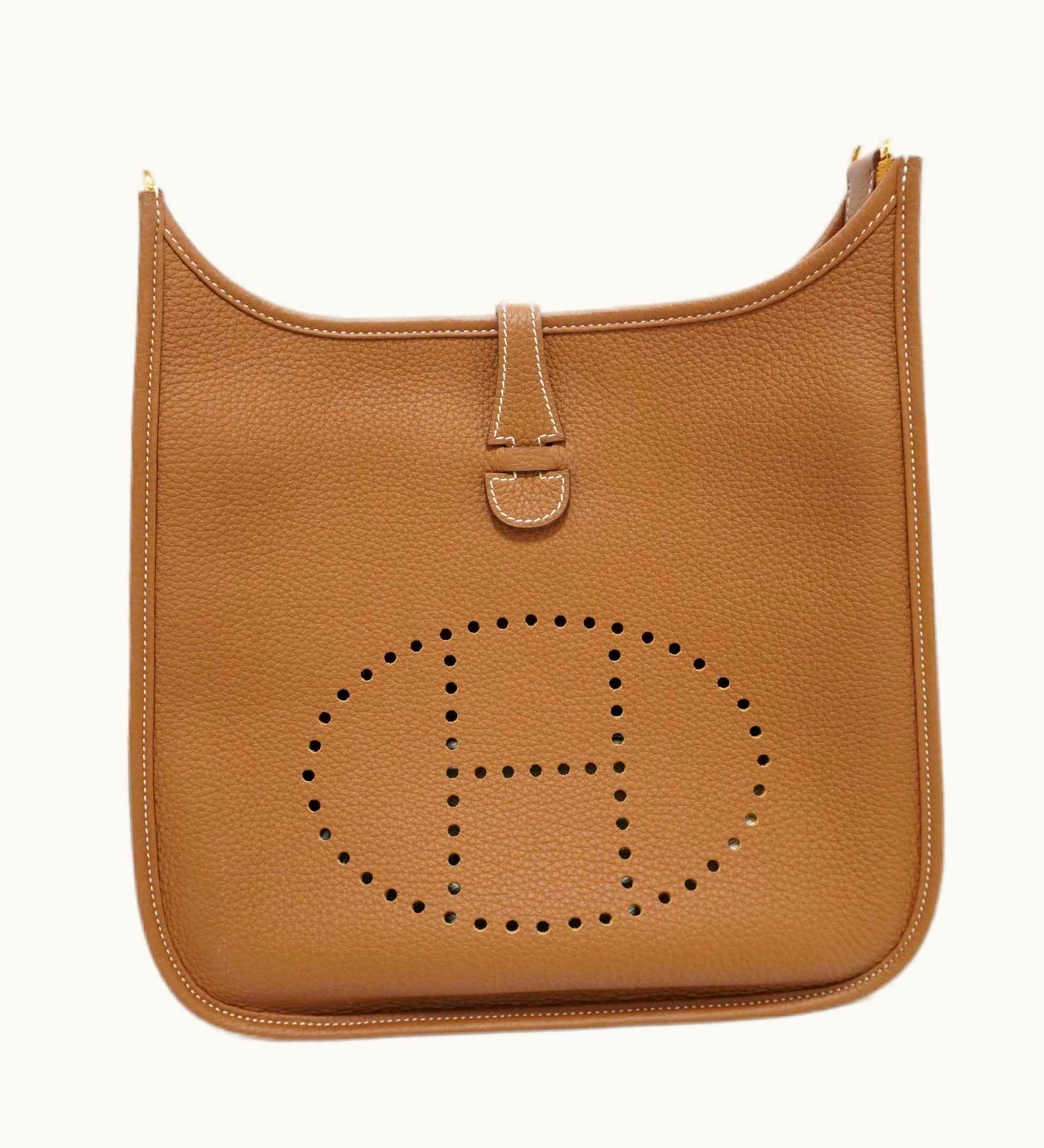Hermès Hermès Evelyne PM29 Shoulder Bag Gold [G Hardware] Taurillon U Engraved Women's Men's