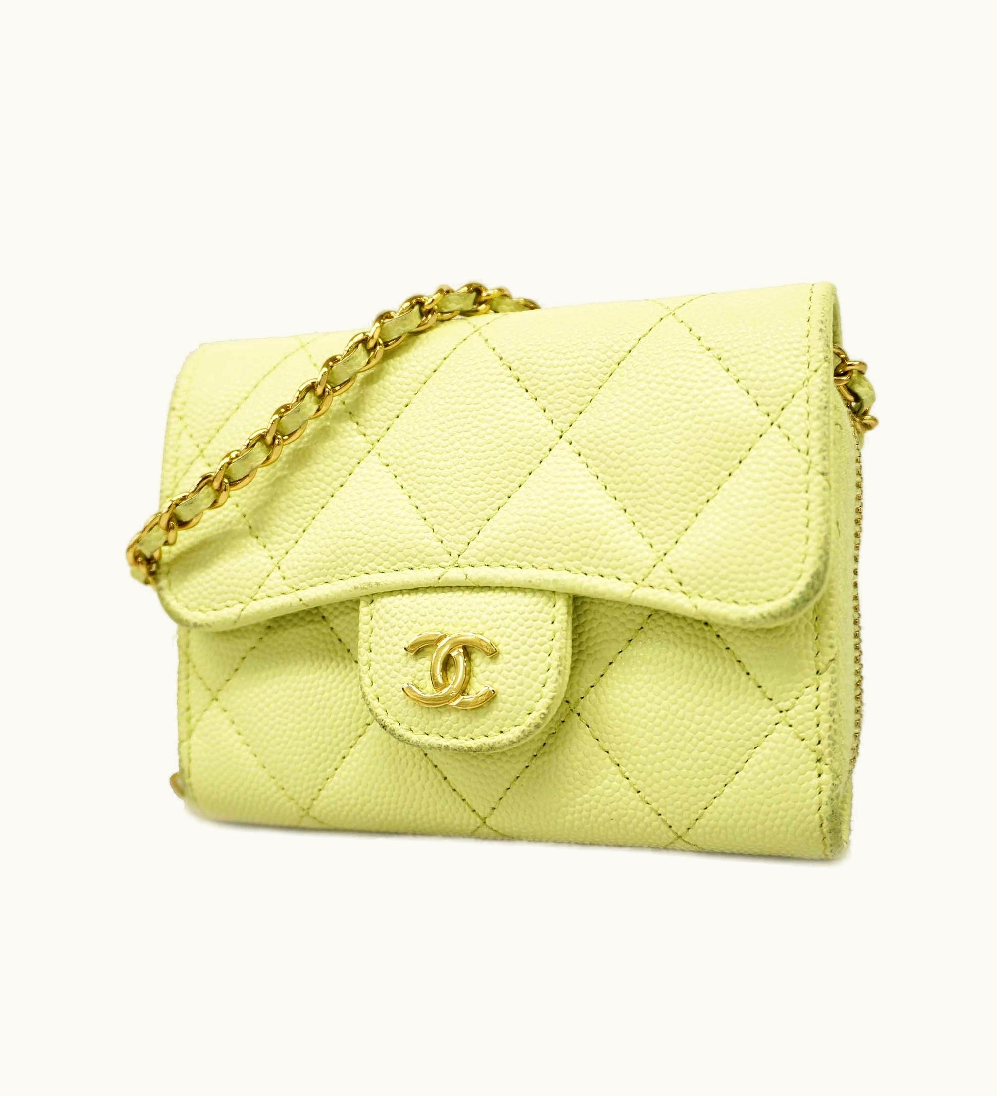 Chanel Chanel Matelasse Chain Shoulder Gold Hardware Caviar Leather Light Green