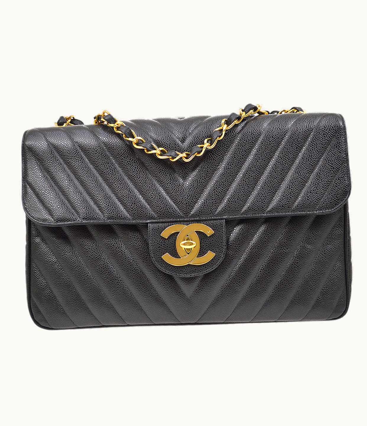 Chanel Chanel 1991-1994 Black Caviar Chevron Classic Flap Bag Maxi Ak37964D