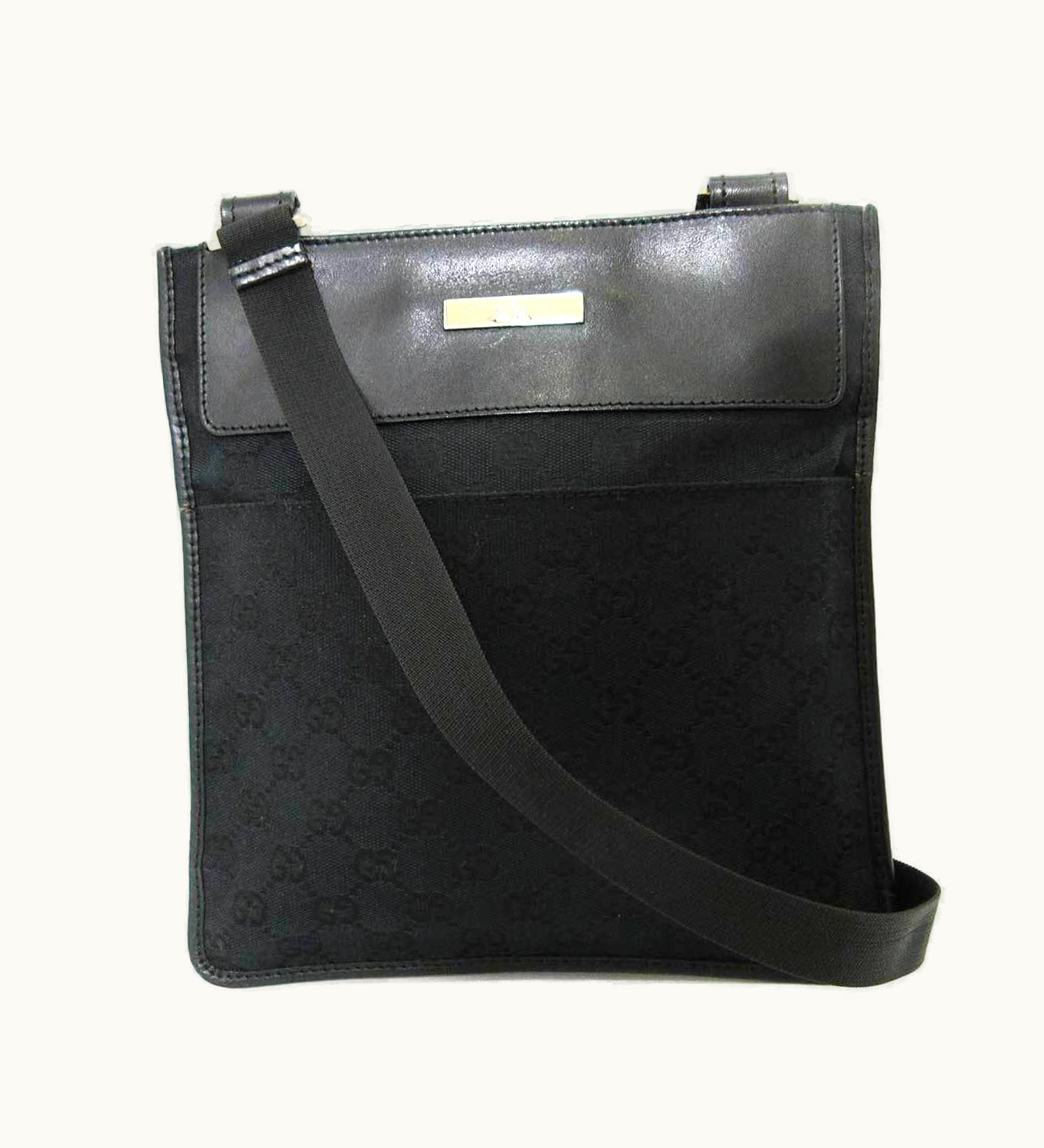 Gucci Gucci Bag Shoulder Black Pochette Diagonal Square Flat Women's GG Canvas