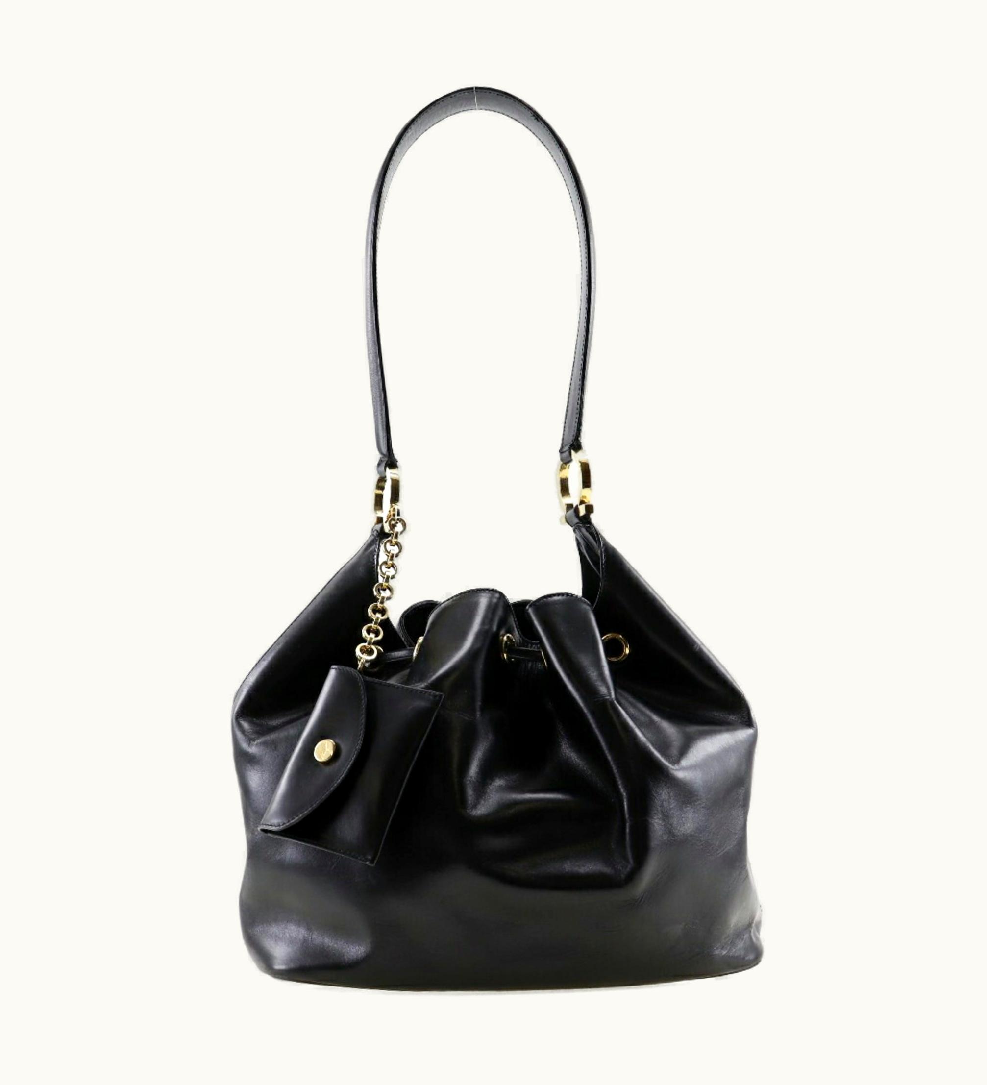 Salvatore Ferragamo Salvatore Ferragamo One Shoulder Bag Gancini 21-7658 Leather Made In Italy Black Drawstring Belt Ladies