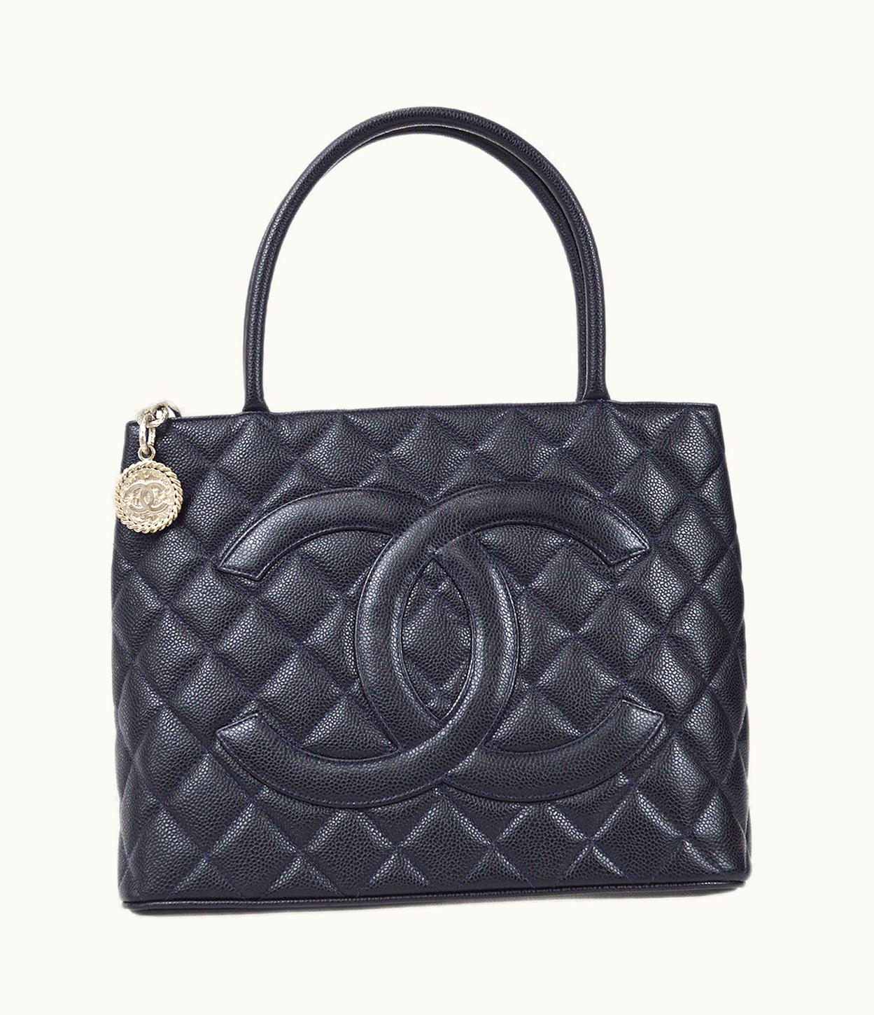 Chanel Chanel 2000-2001 Medallion Tote Shw Navy Caviar 97413