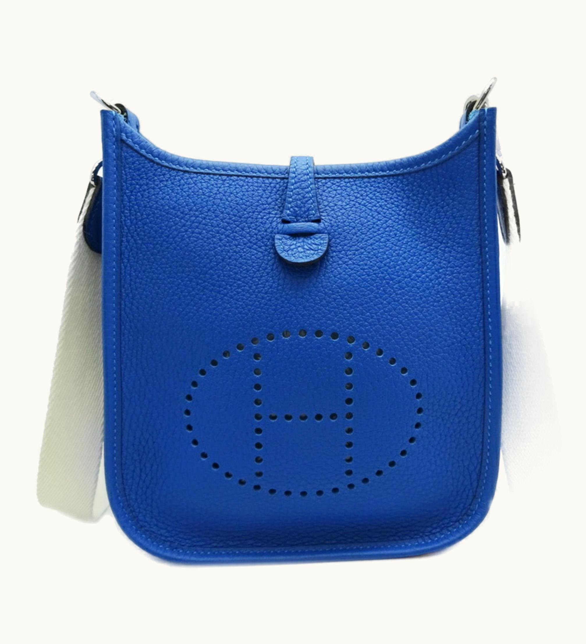 Hermès Hermès Evelyne Tpm Amazon Y Engraved Women's Shoulder Bag Taurillon Clemence Mykonos/White X Silver [Palladium] Hardware