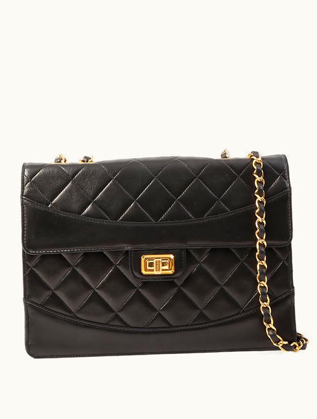 Chanel Chanel Around 1990 Made Design Flap Logo Turn Lock Chain Bag Black