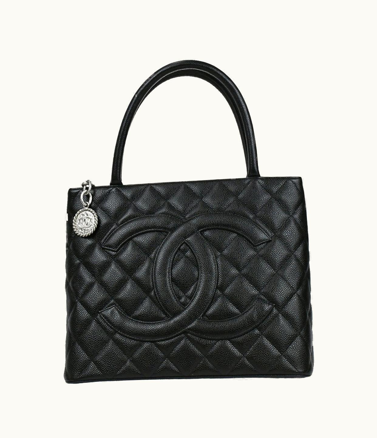 Chanel Chanel 2005-2006 Medallion Tote Shw Black Caviar 97415