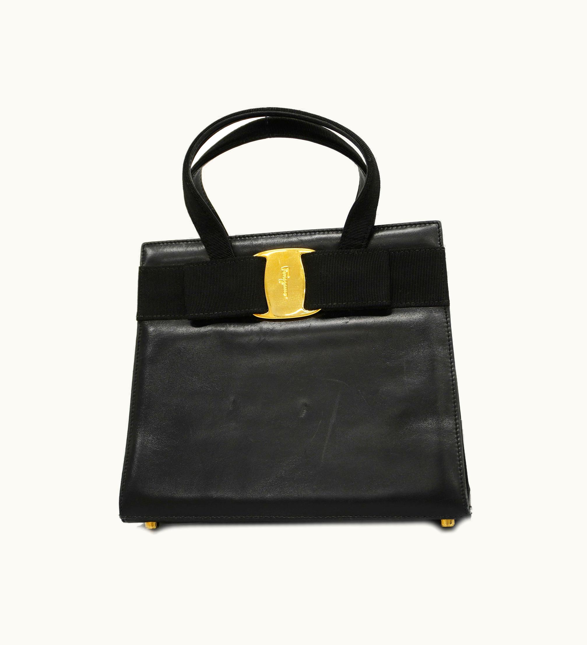 Salvatore Ferragamo Salvatore Ferragamo Vara Women's Leather Handbag Black