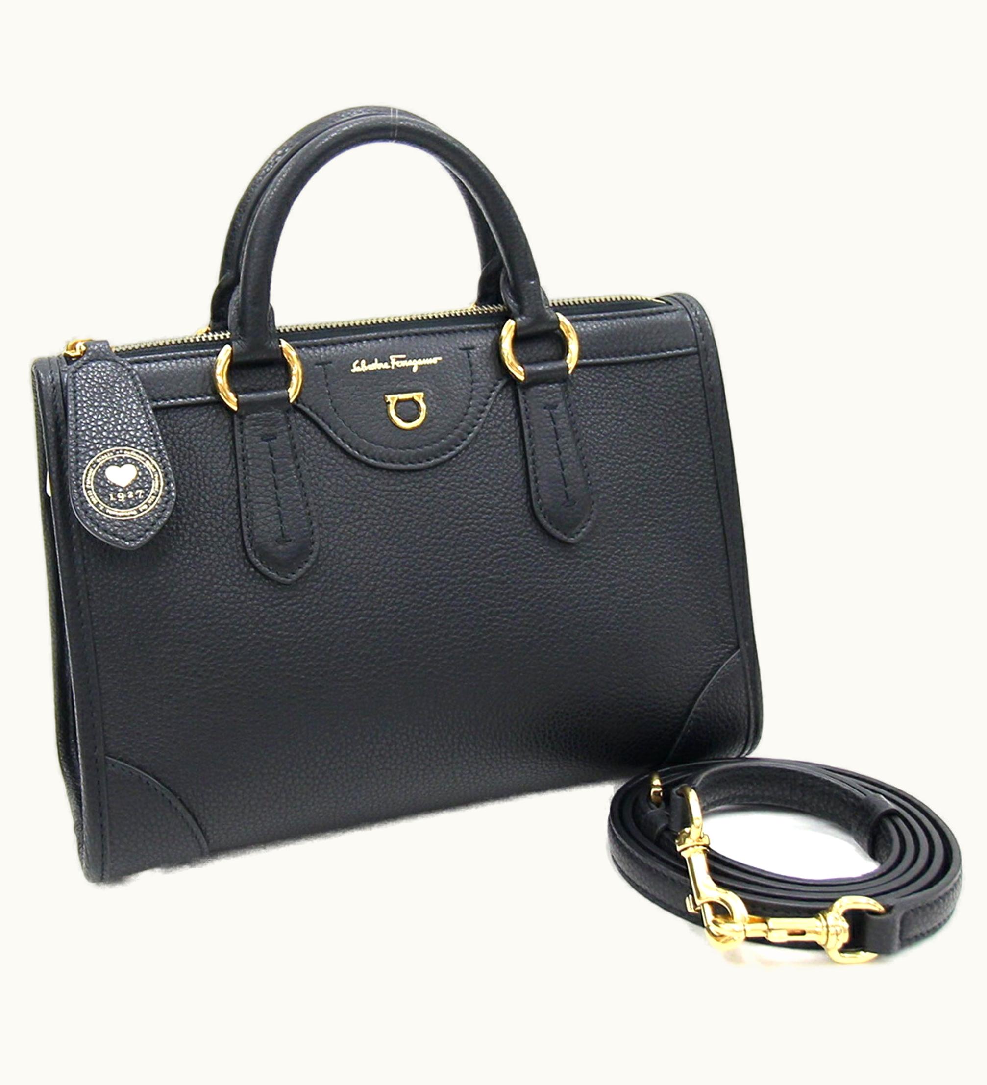 Salvatore Ferragamo Salvatore Ferragamo Ferragamo Handbag Gancini 210388 Black Leather Shoulder Bag Ladies Salvatore