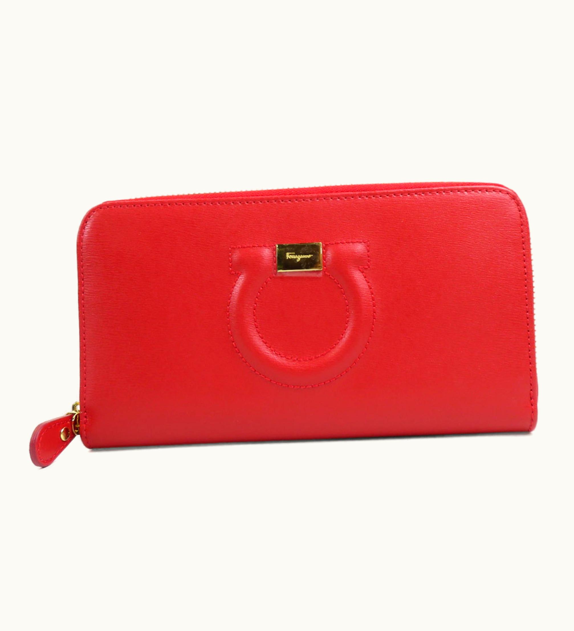 Salvatore Ferragamo Salvatore Ferragamo Round Zipper Long Wallet Gancini Leather Red Ladies