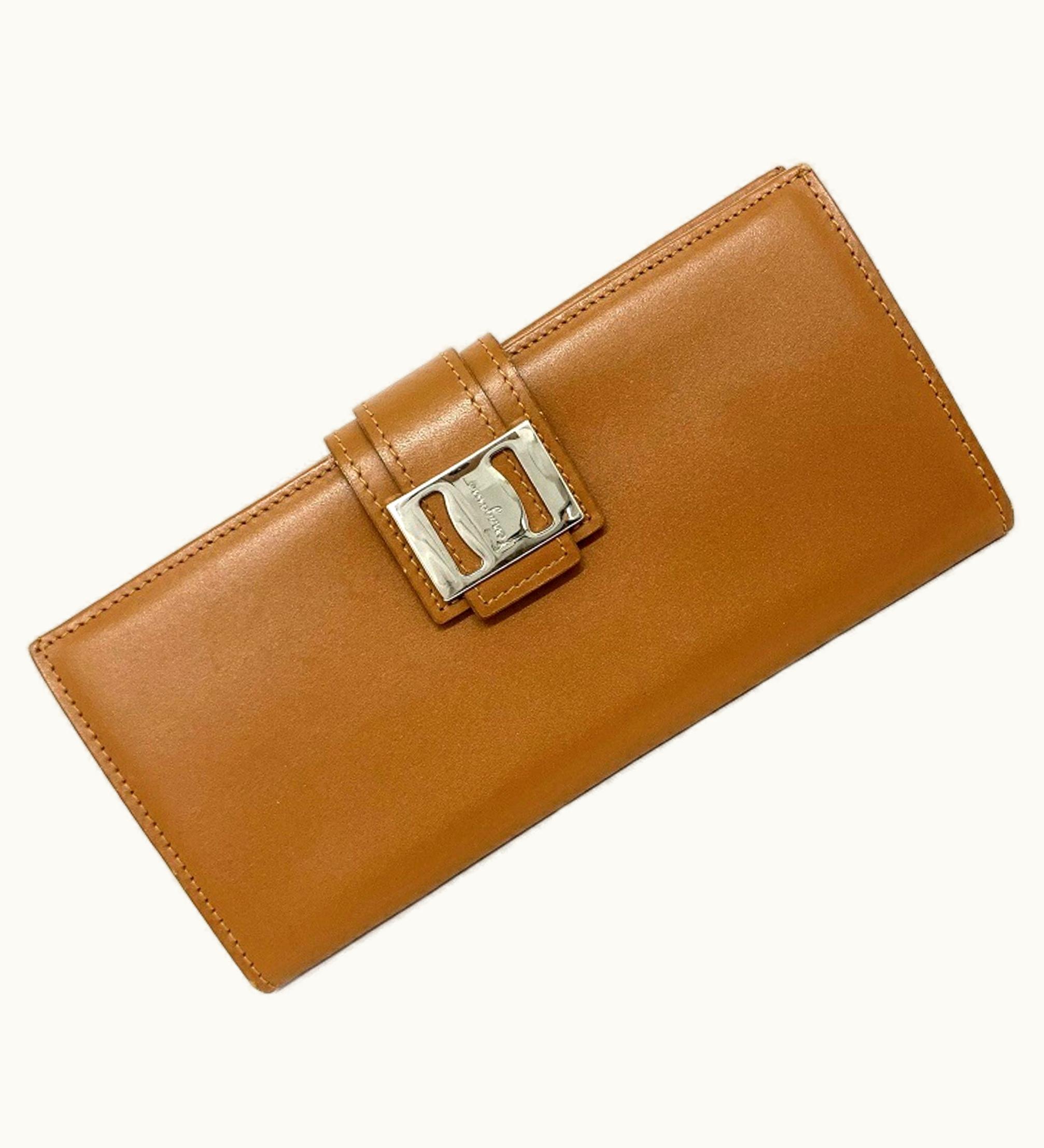 Salvatore Ferragamo Salvatore Ferragamo Ferragamo Ly 221410 Vala Camel Leather Salvatore Women's Wallet Long Calf