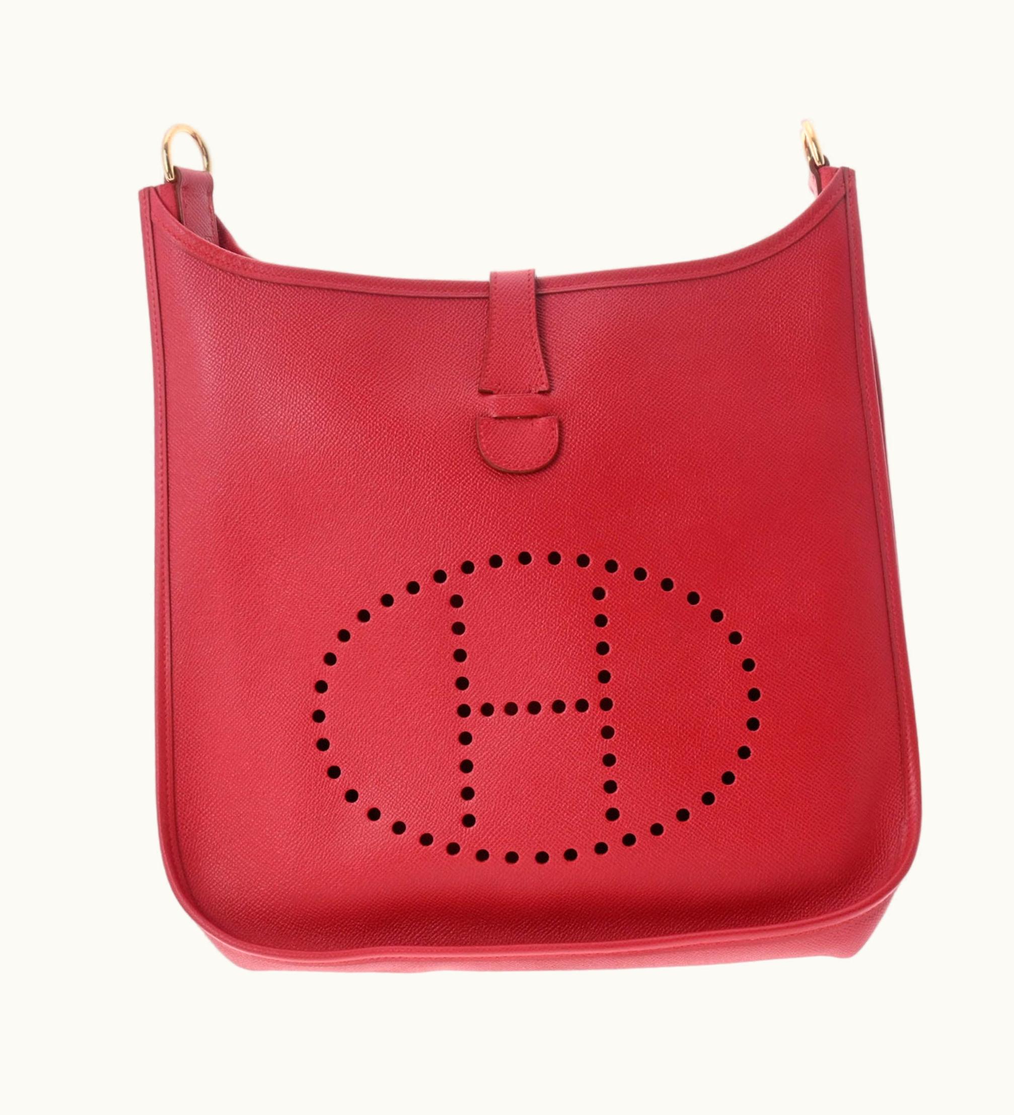 Hermès Hermès Evelyne GM Rouge Vif A Engraved [Around 1997] Unisex Couchbel Shoulder Bag