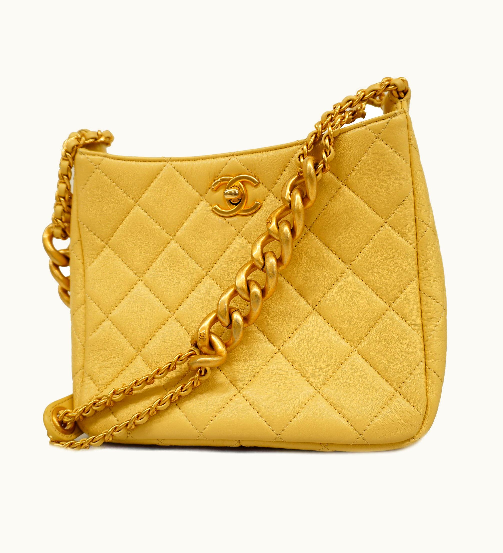 Chanel Chanel Matelasse Chain Shoulder Bag Women's Leather Shoulder Bag Beige